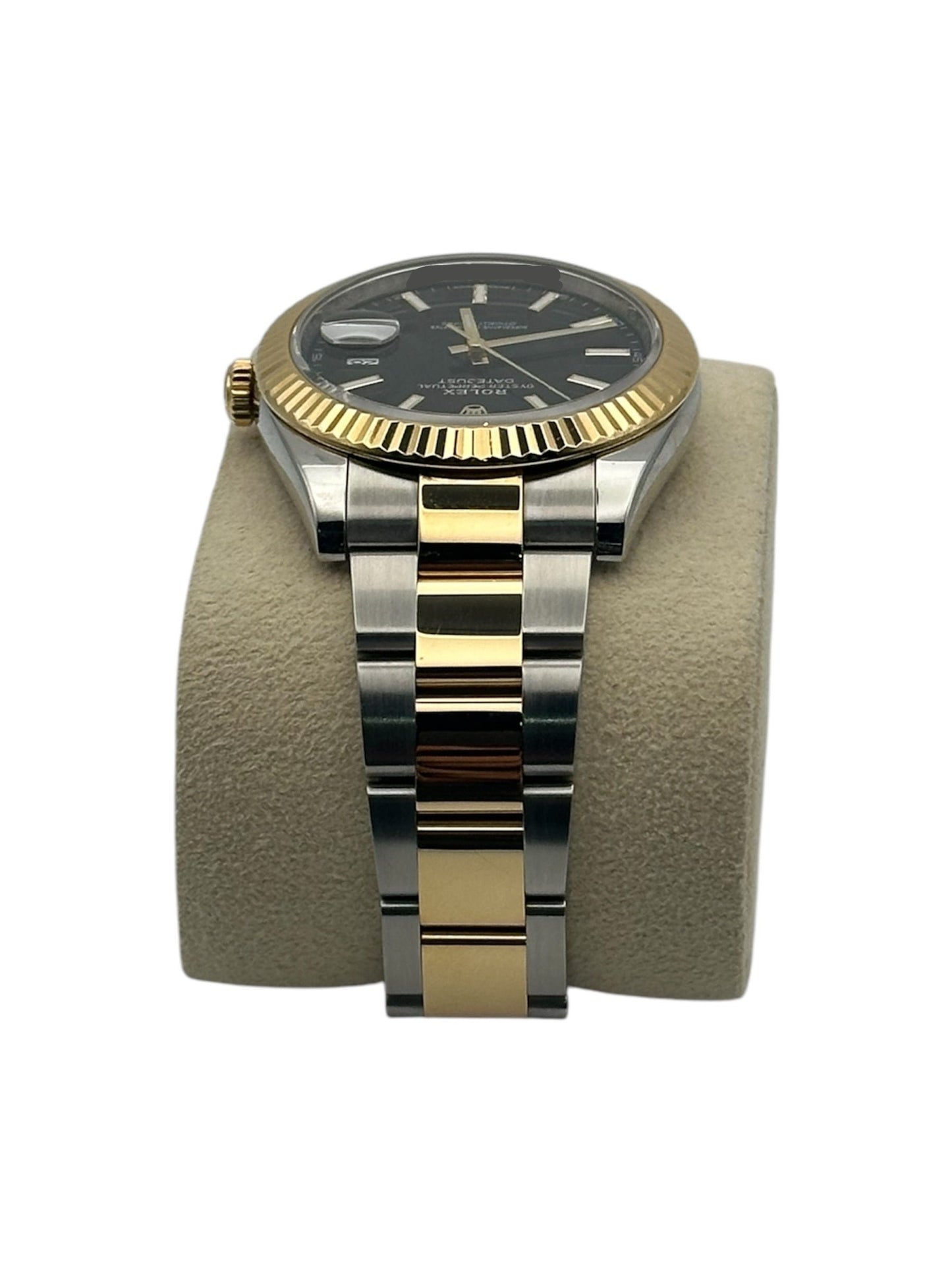 Rolex Datejust 126333 - Yellow Gold & Stainless Steel Black Dial Oyster